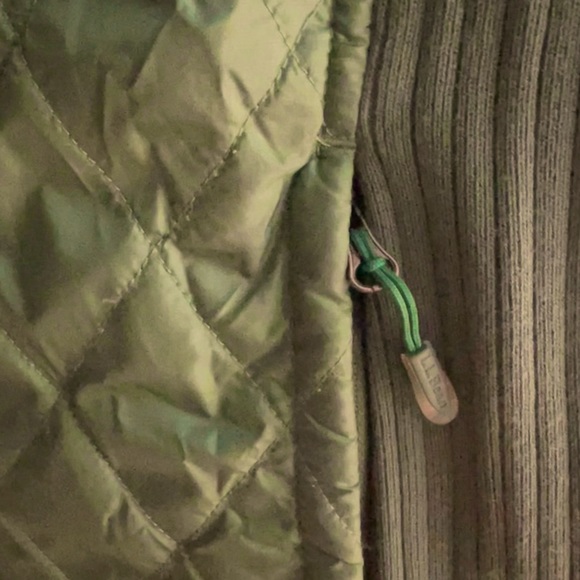 L.L. Bean Fleece Lined Fitness Vest - Picture 3 of 4